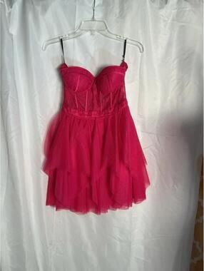 Forever 21 so S strapless hot pink party dress
